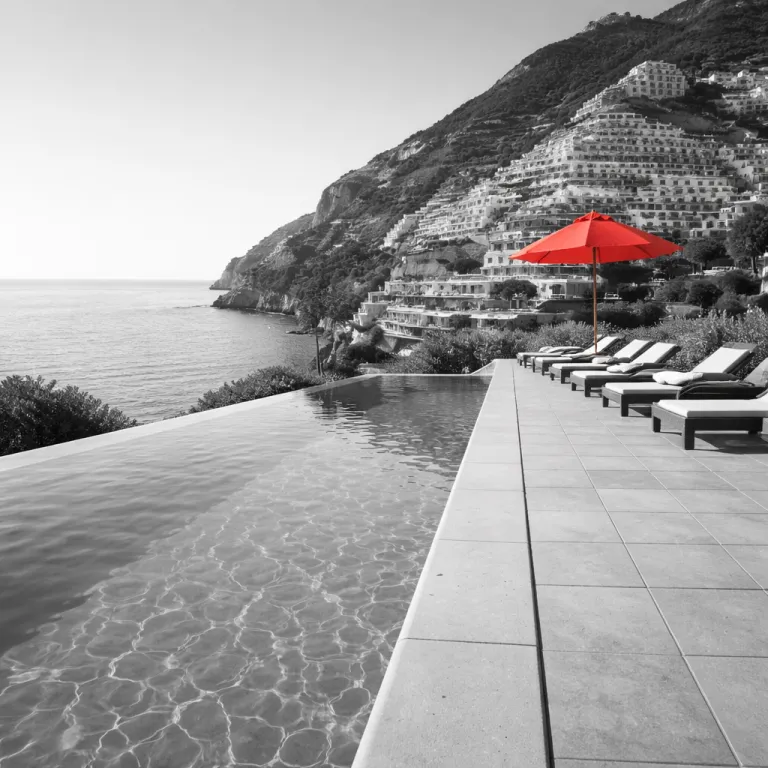 Elegant stays in Positano: choosing a hotel with a swimming pool on the Amalfi coast
